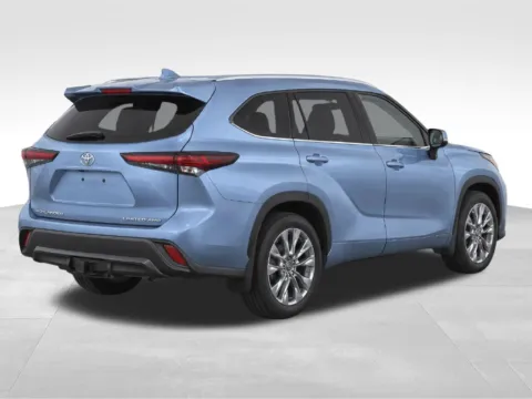 More photos of 2024 Toyota Highlander Limited at Gregg Young Toyota of Columbus, NE