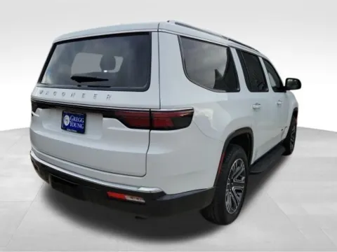 More photos of 2024 Jeep Wagoneer at Gregg Young of Newton, IA