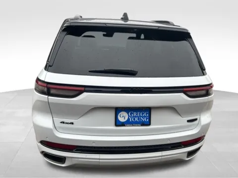 More photos of 2025 Jeep Grand Cherokee Summit at Gregg Young of Newton, IA