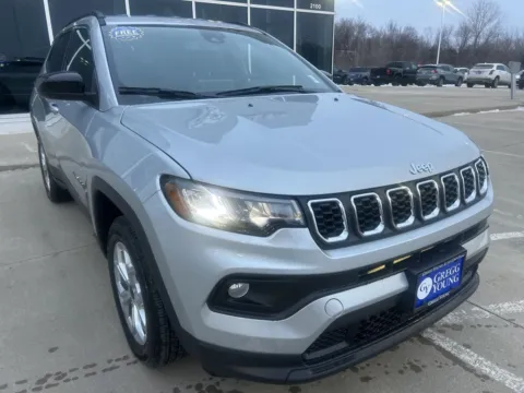 Photos of 2026 Jeep Compass Latitude for sale in Newton, IA at Gregg Young of Newton