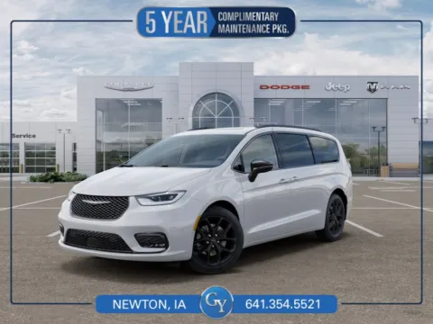 White 2026 Chrysler Pacifica Limited for sale in Newton, IA