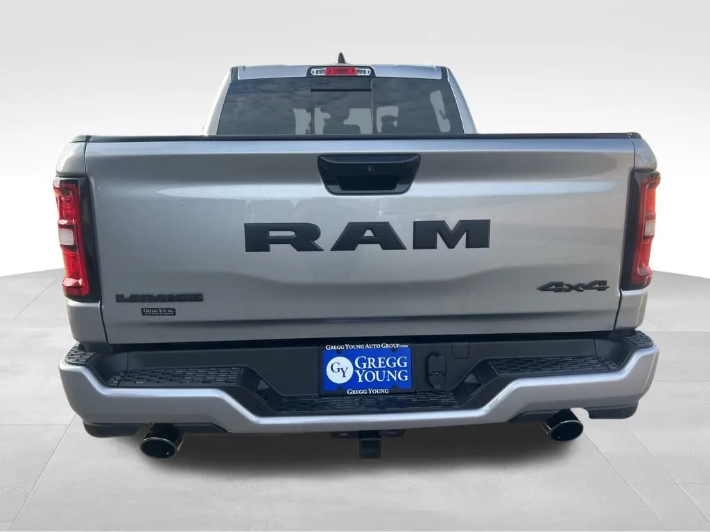2026 Ram 1500 Laramie photo 3