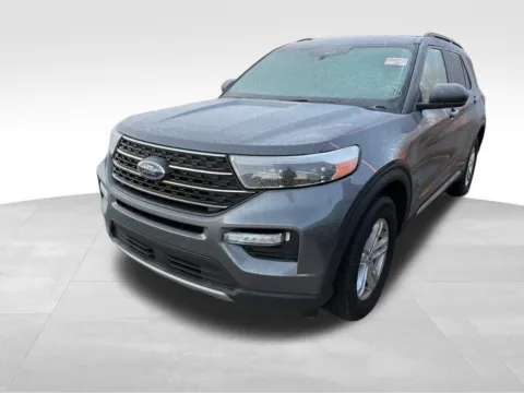 More photos of 2022 Ford Explorer XLT at Gregg Young of Newton, IA