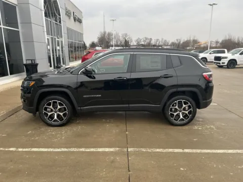 Another view of 2026 Jeep Compass Limited for sale in Newton, IA at Gregg Young of Newton
