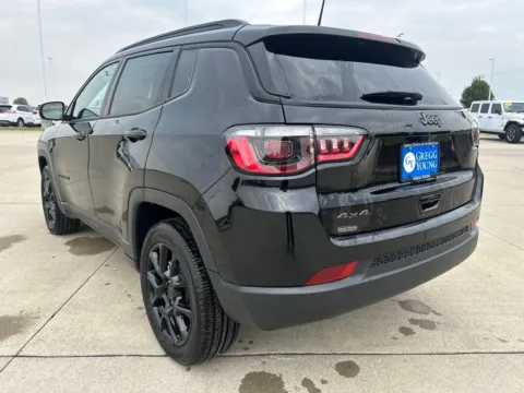 Another view of 2026 Jeep Compass Latitude for sale in Newton, IA at Gregg Young of Newton