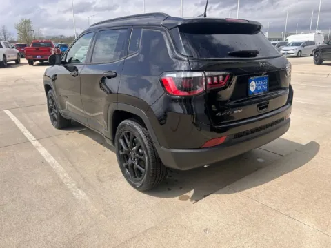 Another view of 2026 Jeep Compass Latitude for sale in Newton, IA at Gregg Young of Newton