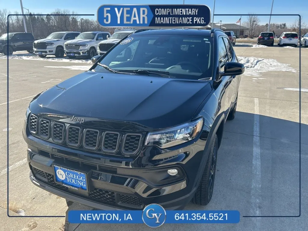 Black 2026 Jeep Compass Latitude for sale in Newton, IA