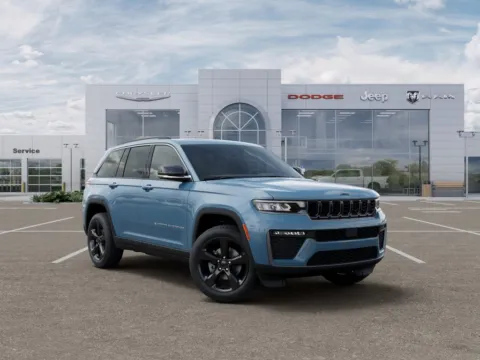 More photos of 2026 Jeep Grand Cherokee Limited at Gregg Young of Newton, IA