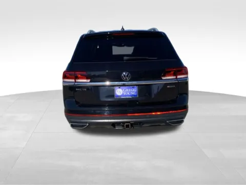 Another view of 2021 Volkswagen Atlas SEL for sale in Newton, IA at Gregg Young of Newton