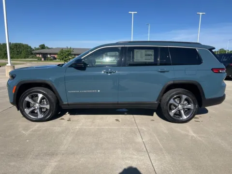 Photos of 2026 Jeep Grand Cherokee L Limited for sale in Newton, IA at Gregg Young of Newton
