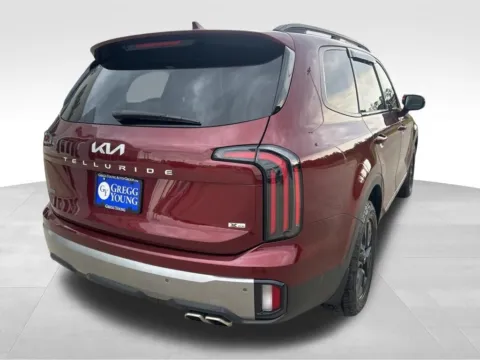 More photos of 2023 Kia Telluride SX X-Pro at Gregg Young of Newton, IA