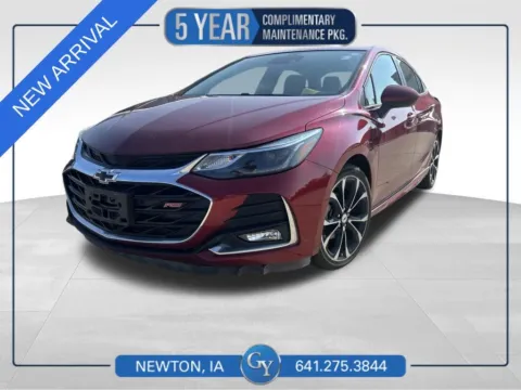 Red 2019 Chevrolet Cruze Premier for sale in Newton, IA