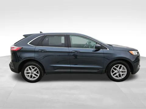 More photos of 2023 Ford Edge SEL at Gregg Young of Newton, IA