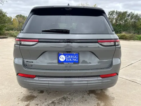 More photos of 2027 Jeep Grand Cherokee Limited Reserve at Gregg Young of Newton, IA