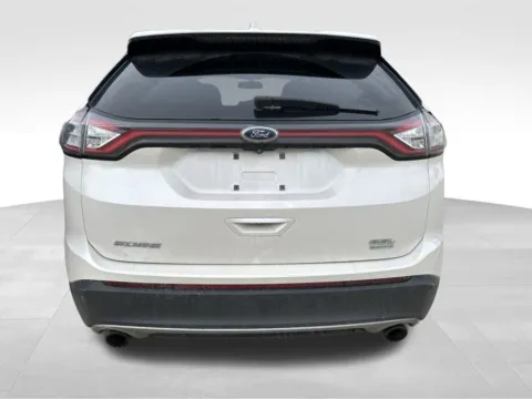 More photos of 2017 Ford Edge SEL at Gregg Young of Newton, IA