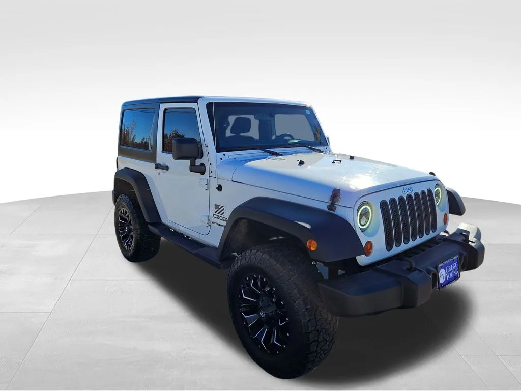 2013 Jeep Wrangler Sport photo 2