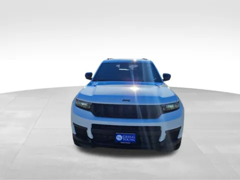 Photos of 2025 Jeep Grand Cherokee L Altitude X for sale in Plattsmouth, NE at Gregg Young of Plattsmouth