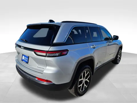 More photos of 2025 Jeep Grand Cherokee Limited at Gregg Young of Plattsmouth, NE