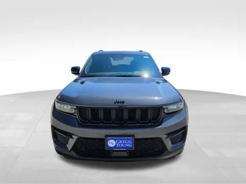 Photos of 2025 Jeep Grand Cherokee Altitude X for sale in Plattsmouth, NE at Gregg Young of Plattsmouth
