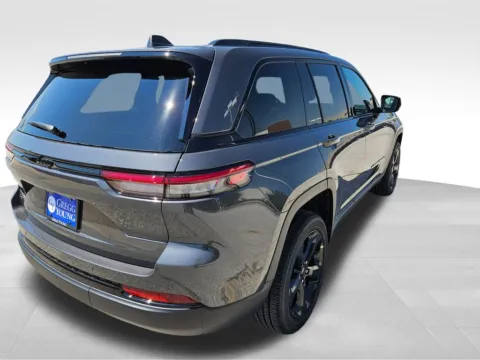 More photos of 2025 Jeep Grand Cherokee Altitude X at Gregg Young of Plattsmouth, NE