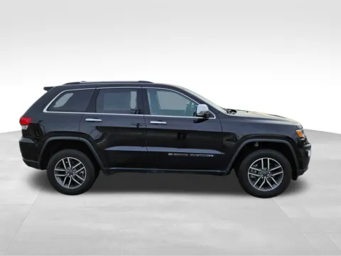 More photos of 2022 Jeep Grand Cherokee WK Limited at Gregg Young of Plattsmouth, NE