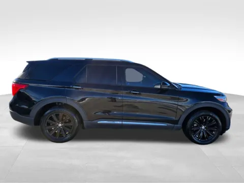 More photos of 2021 Ford Explorer Limited at Gregg Young of Plattsmouth, NE
