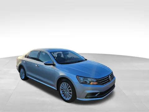 More photos of 2017 Volkswagen Passat 1.8T SE at Gregg Young of Plattsmouth, NE