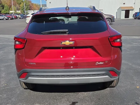 More photos of 2024 Chevrolet Trax LT at Outten Chevrolet of Hamburg, PA