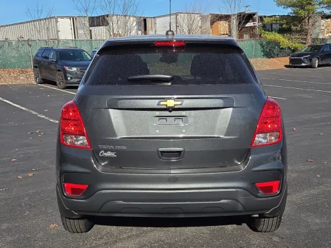 More photos of 2020 Chevrolet Trax LS at Outten Chevrolet of Hamburg, PA