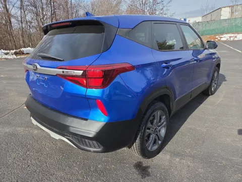 Another view of 2021 Kia Seltos LX for sale in Hamburg, PA at Outten Chevrolet of Hamburg