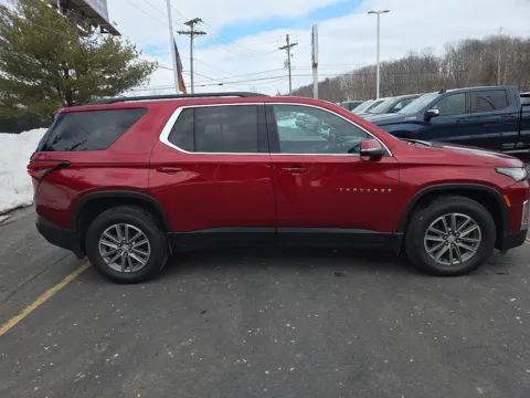 Photos of 2024 Chevrolet Traverse Limited LT Cloth for sale in Hamburg, PA at Outten Chevrolet of Hamburg