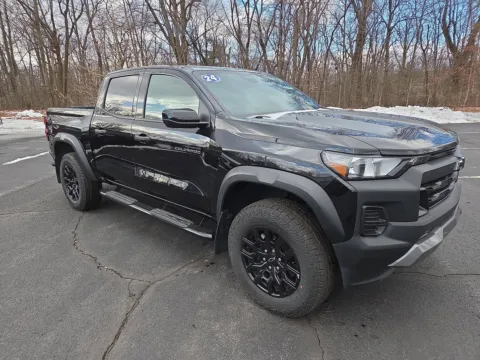 Black 2024 Chevrolet Colorado 4WD Trail Boss for sale in Hamburg, PA