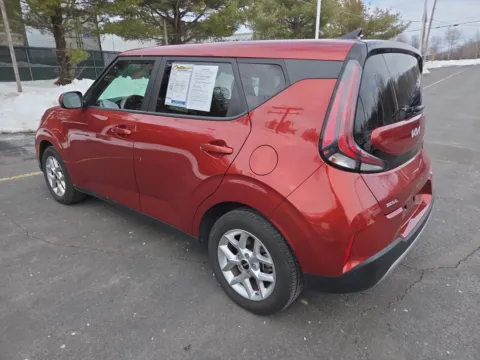 More photos of 2023 Kia Soul LX at Outten Chevrolet of Hamburg, PA