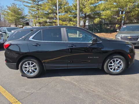 Photos of 2023 Chevrolet Equinox LT for sale in Hamburg, PA at Outten Chevrolet of Hamburg