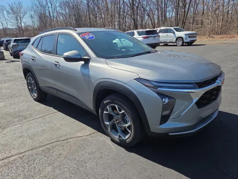 Gray 2024 Chevrolet Trax LT for sale in Hamburg, PA