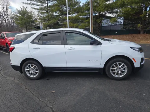 Photos of 2024 Chevrolet Equinox LS for sale in Hamburg, PA at Outten Chevrolet of Hamburg