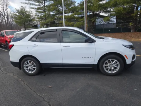Photos of 2024 Chevrolet Equinox LS for sale in Hamburg, PA at Outten Chevrolet of Hamburg