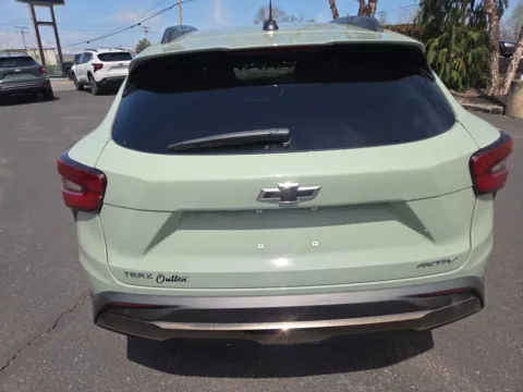 More photos of 2025 Chevrolet Trax ACTIV at Outten Chevrolet of Hamburg, PA