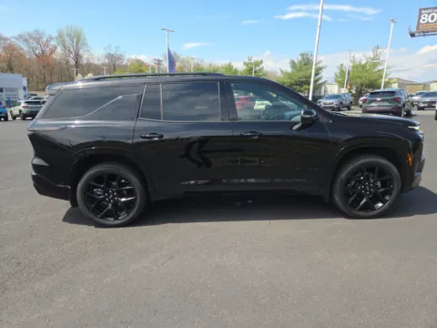 Photos of 2025 Chevrolet Traverse AWD RS for sale in Hamburg, PA at Outten Chevrolet of Hamburg