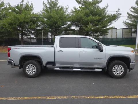 Photos of 2020 Chevrolet Silverado 3500HD LT for sale in Hamburg, PA at Outten Chevrolet of Hamburg