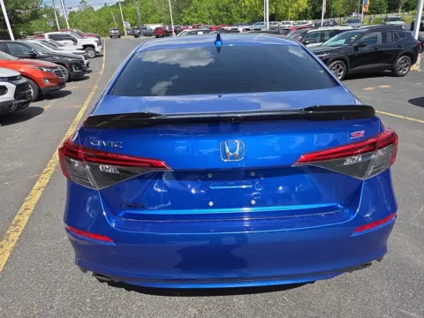 More photos of 2023 Honda Civic Si at Outten Chevrolet of Hamburg, PA