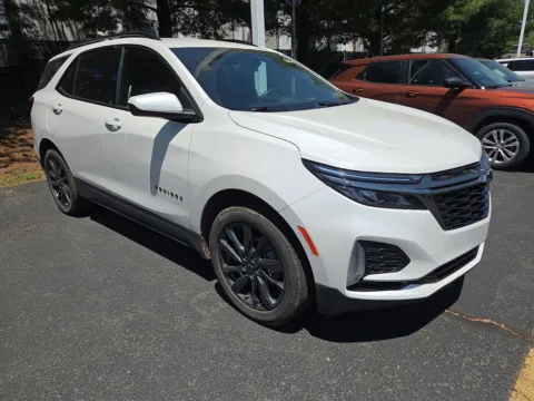 White 2022 Chevrolet Equinox RS for sale in Hamburg, PA