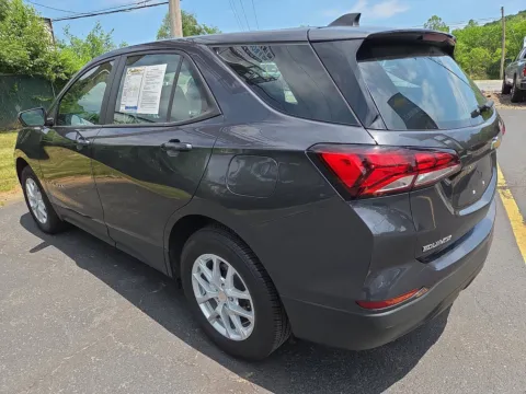 More photos of 2022 Chevrolet Equinox LS at Outten Chevrolet of Hamburg, PA