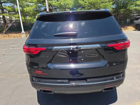 More photos of 2023 Chevrolet Traverse Premier at Outten Chevrolet of Hamburg, PA