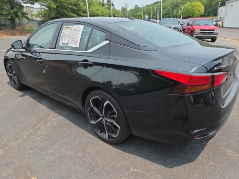 More photos of 2024 Nissan Altima 2.5 SR at Outten Chevrolet of Hamburg, PA