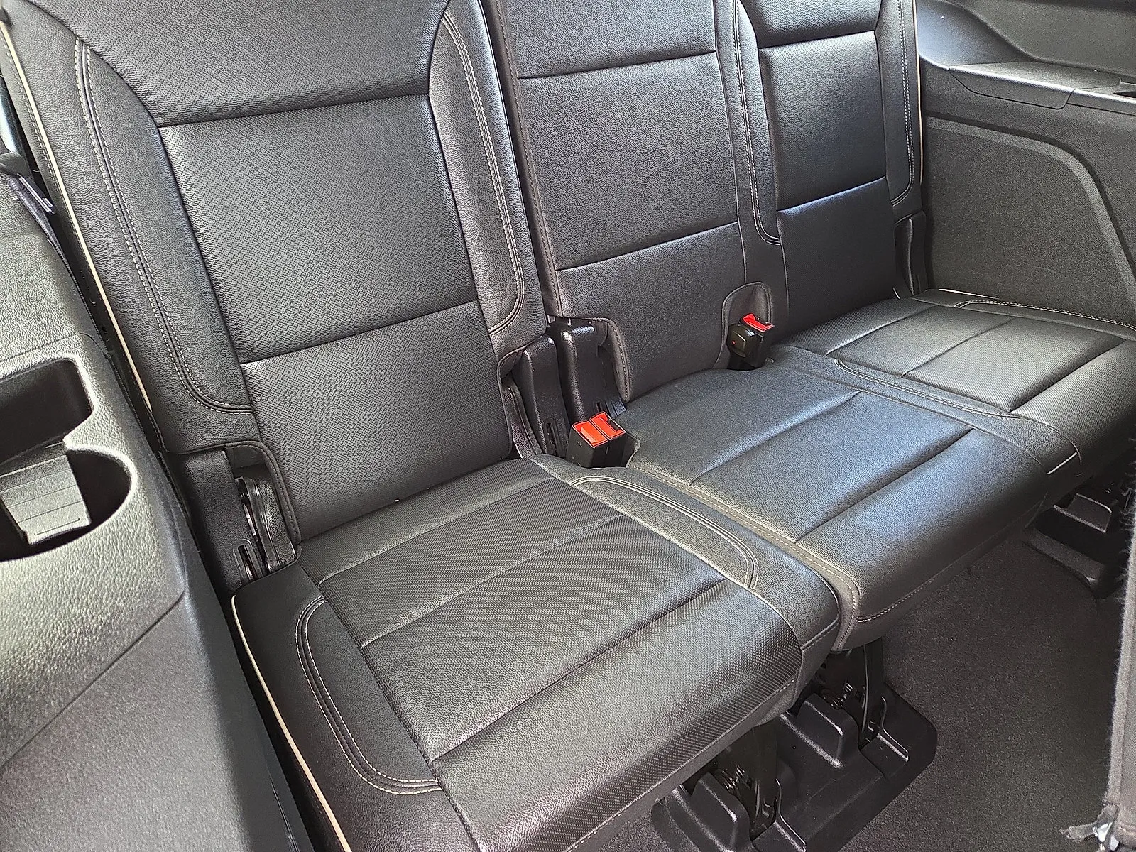 2024 GMC Yukon SLT - Photo 20