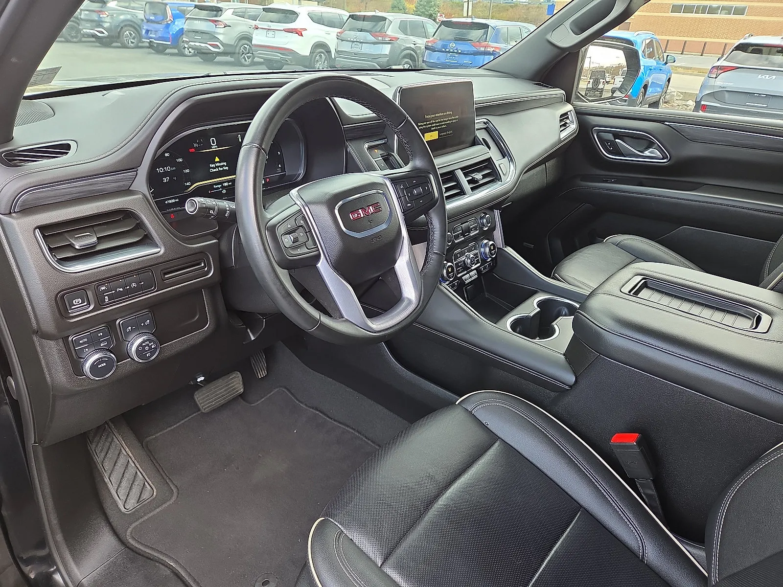 2024 GMC Yukon SLT - Photo 15