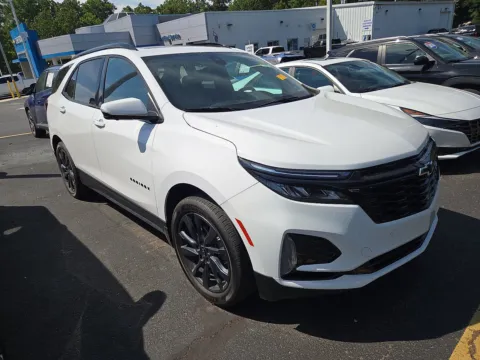 White 2024 Chevrolet Equinox RS for sale in Hamburg, PA