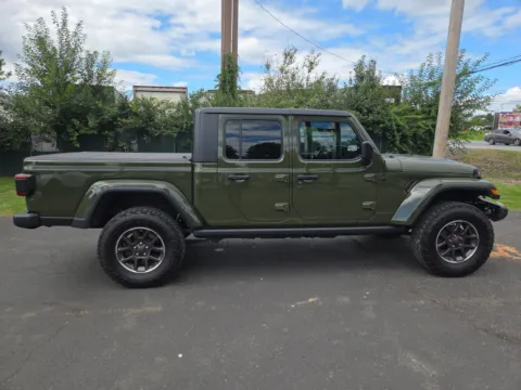 Photos of 2021 Jeep Gladiator Overland for sale in Hamburg, PA at Outten Chevrolet of Hamburg