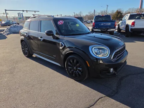 Black 2019 MINI Countryman Cooper S for sale in Hamburg, PA